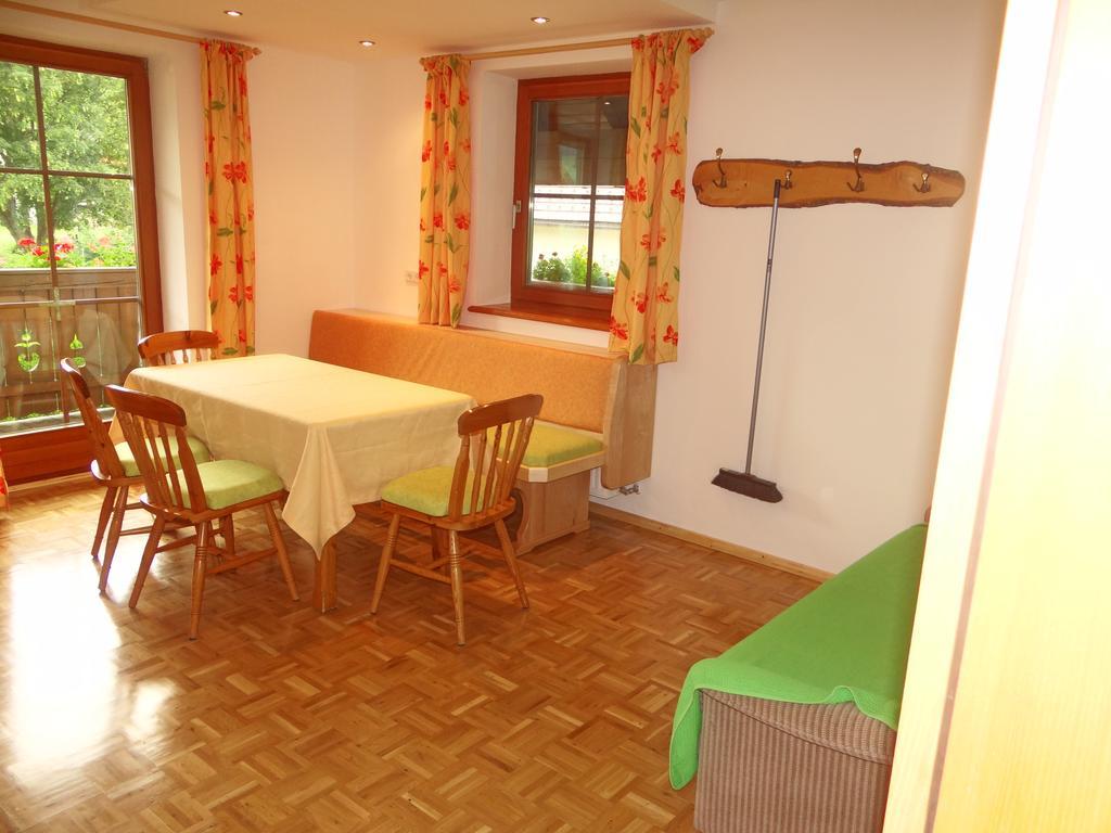 Apartamento Haus Edelweiss Sankt Margarethen im Lungau Habitación foto